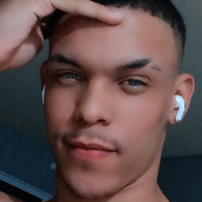 Emprego de babá em Maceió: Jhonatan