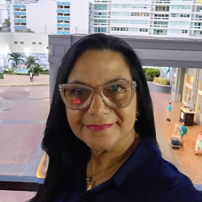 Babysitter in Ponce: Alessandra