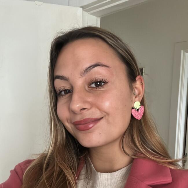 Babysitter in Igreja Nova (Distrito de Lisboa): Madalena