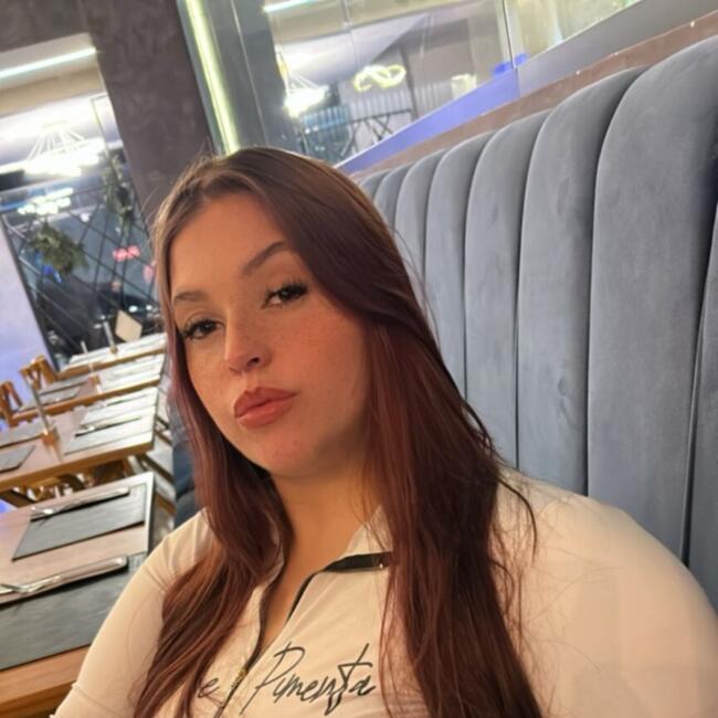 Babysitter in São Paulo: Tayna