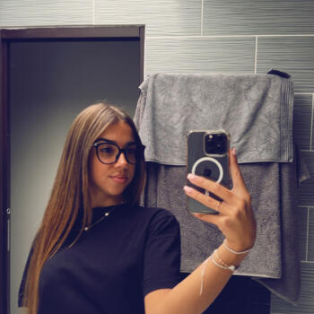 Babysitter in Élancourt: Alyssia