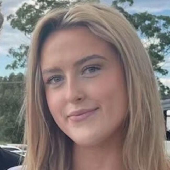 Nanny in Sydney: Laura