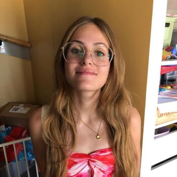 Baby-sitter Reyrieux: Maé