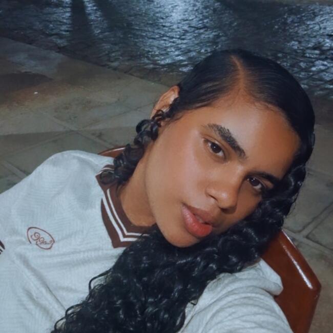 Babysitter in Maceió: Nicole Almeida