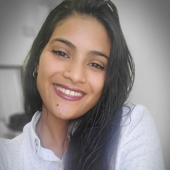 Babysitter in Pilar: Yanel