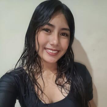 Babysitter in Santa Cruz: Chelsy Isabel