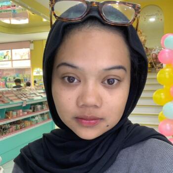 Babysitter di DI Yogyakarta: Vania Reyhani