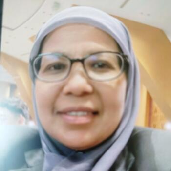 Babysitter in Puchong: Azizah