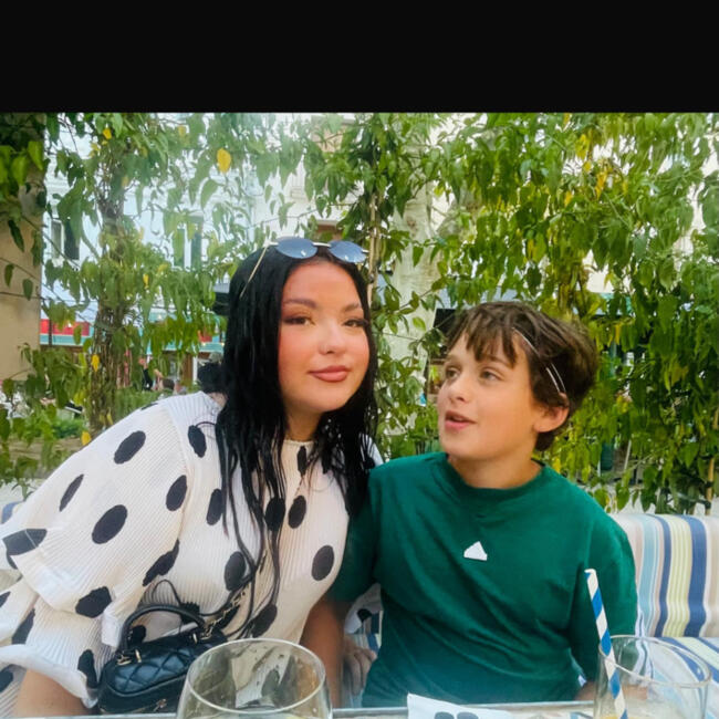 Babysitter in Nîmes: Victoria