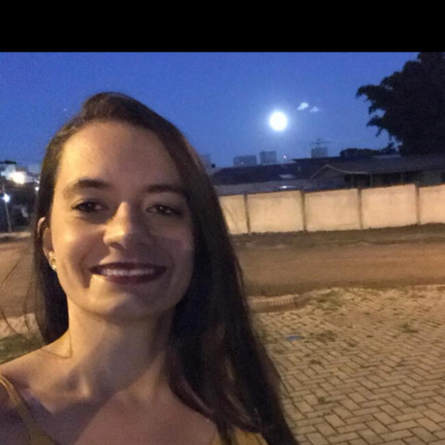 Babysitting job in Curitiba: Virgínia