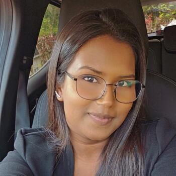 Babysitter in Beaumont-sur-Oise: Sabrena