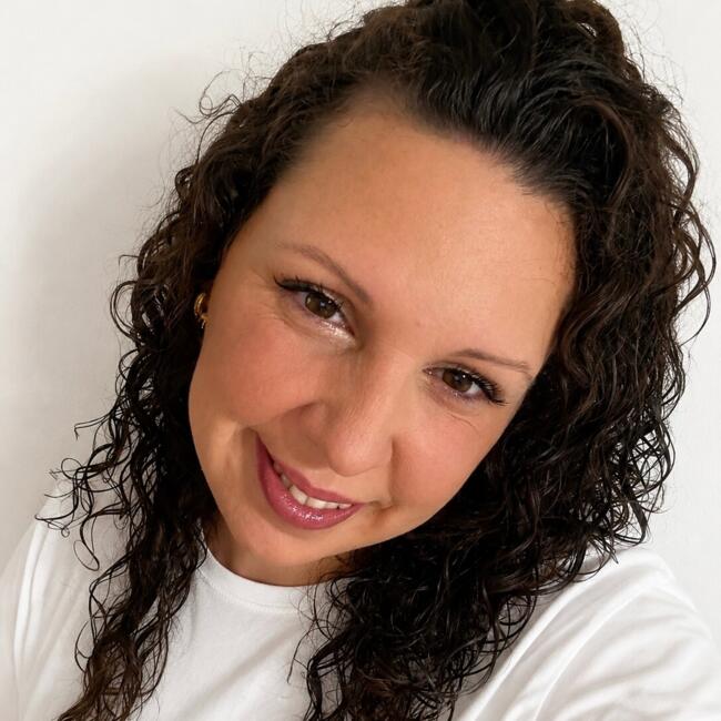 Babysitter in Belas: Vanessa Almeida