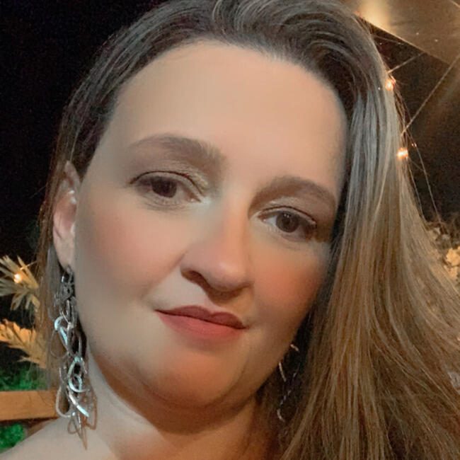 Emprego de babá em Sinop: Marília