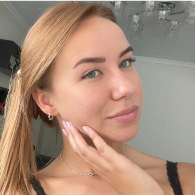 Babysitter em Almada: Daniela