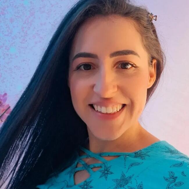 Babysitter in São José dos Pinhais: Dayane Cristina