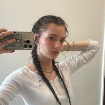 Babysitter in Tervuren: Clemence