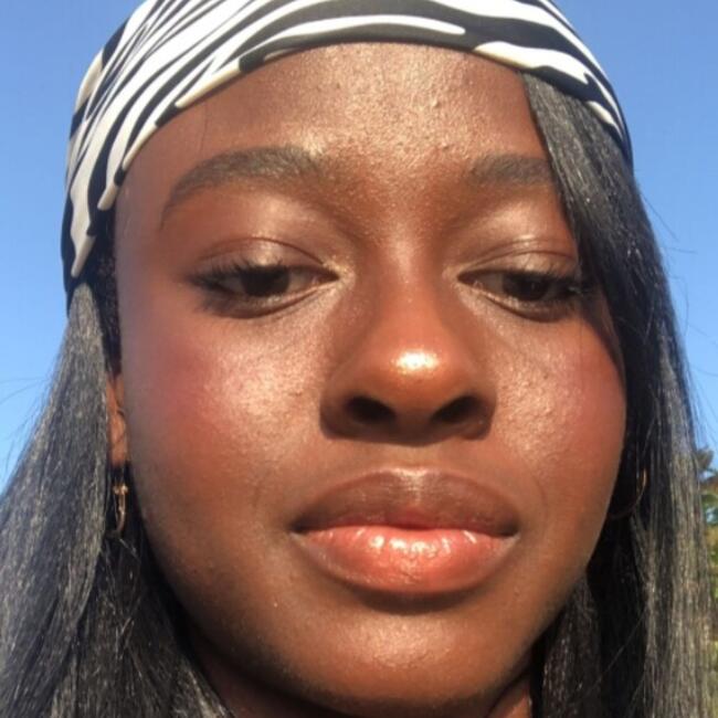 Babysitter in Marseille: Shyrel