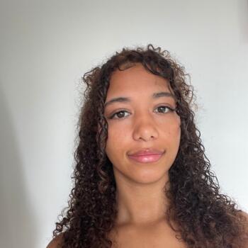 Baby-sitter Grézieu-la-Varenne: Eryn