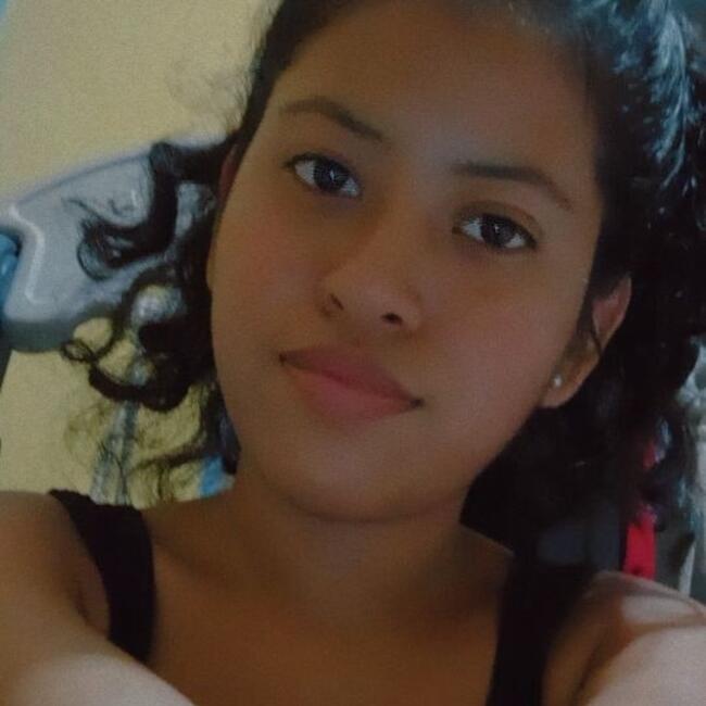Babysitter in Quito: Ana