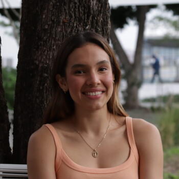 Babysitter in Querétaro City: Valentina