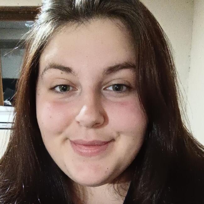 Babysitter in Rupt-sur-Moselle: Jade