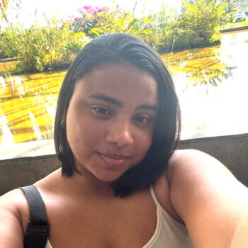 Babysitter Macaé: Maria