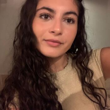 Babysitter in Lyon: Khayra