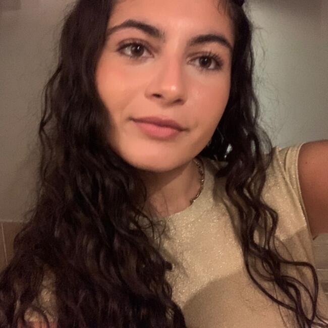 Babysitter in Lyon: Khayra