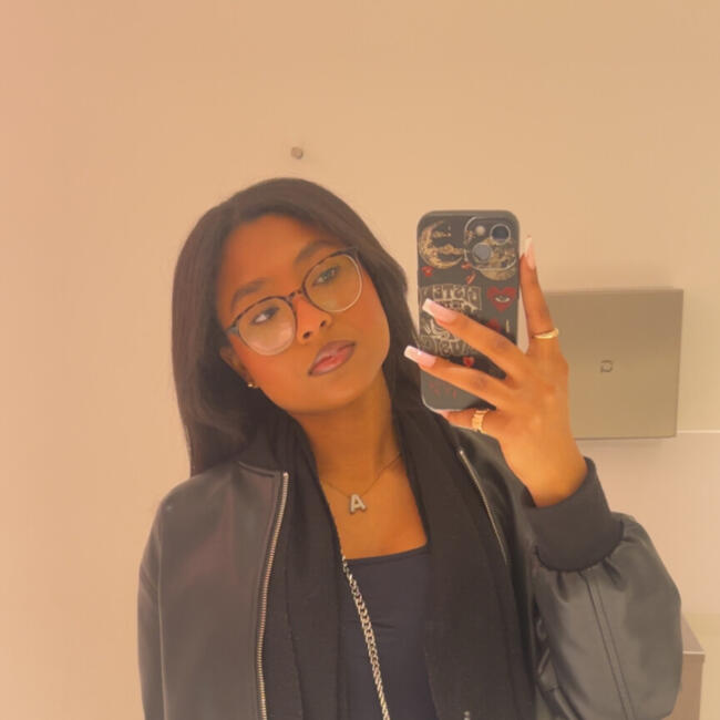 Babysitter in Geneva: Ana