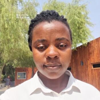 جليسة أطفال في أبوظبي: Prisca
