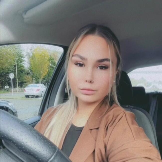 Babysitter in Lorient: Tania