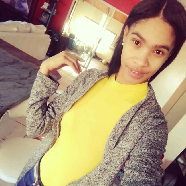 Babysitter in Mossel Bay: Lewern