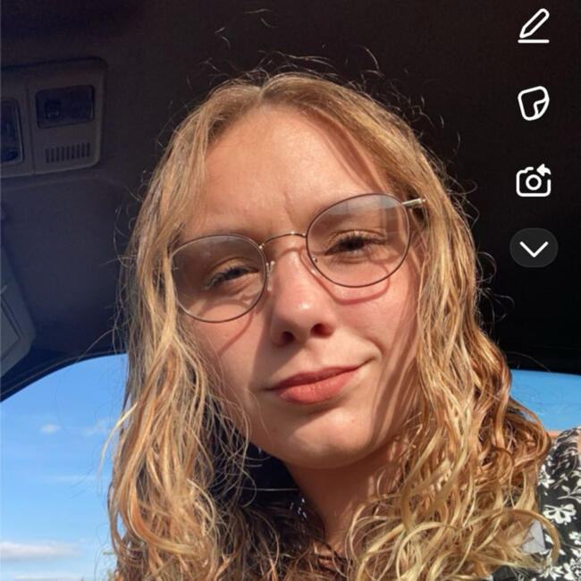 Babysitter in Saint-Georges-sur-Loire: Oceane