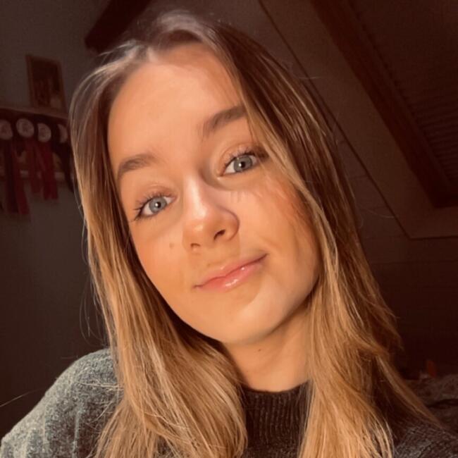 Babysitter in Wattrelos: Mathilde