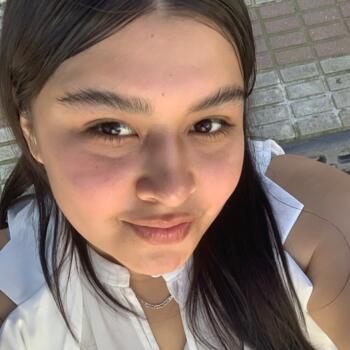 Canguro en Écija: Yasareth