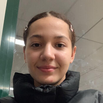 Babysitter Yerres: Ines