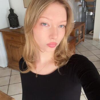 Babysitter in Marseille: Jade