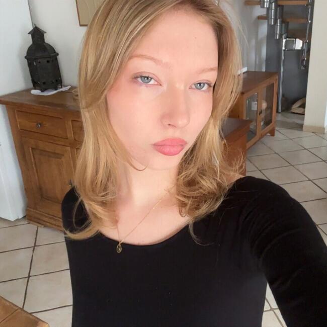 Babysitter in Marseille: Jade