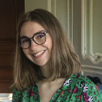 Baby-sitter in Issy-les-Moulineaux: Charlotte