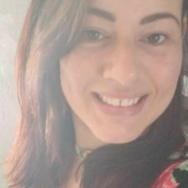 Babysitter in Serra: Elaine