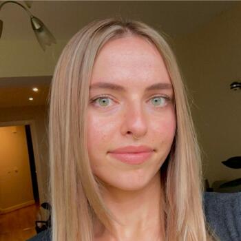 Babysitter Vienna: Candice