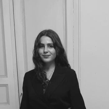 Babysitter in Caen: Léna