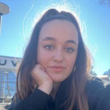 Babysitter in Maribor: Lea