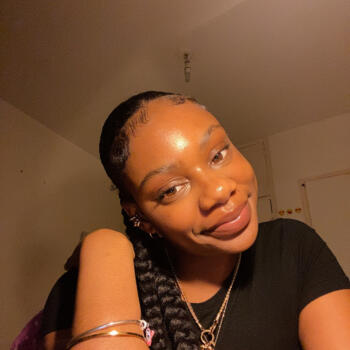 Babysitter Cacém: Aura