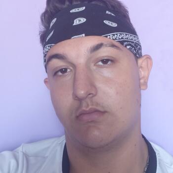 Работа детегледачка в Добрич: работа детегледачка Николай