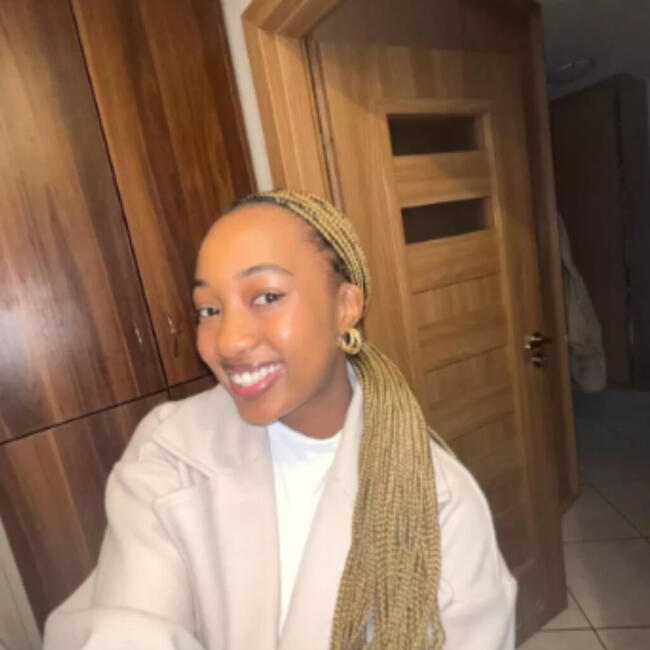 Babysitter in Warsaw: Lakeisha