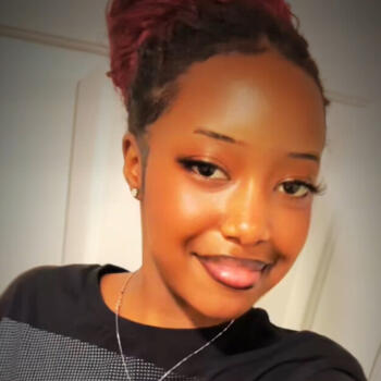 Babysitter in Longueuil: INEZA