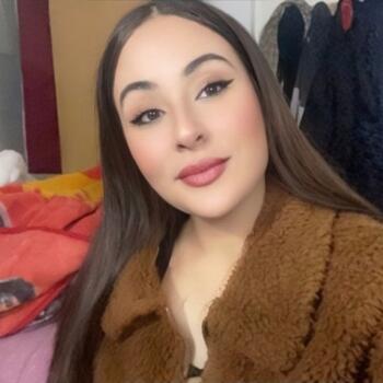 Babysitter in Tunis: Amira