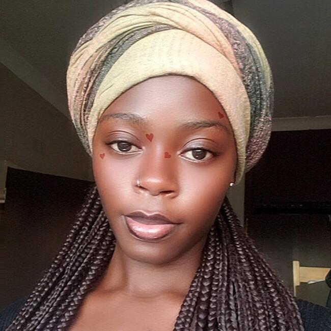 Babysitter in Llanfairpwllgwyngyll: Mathy