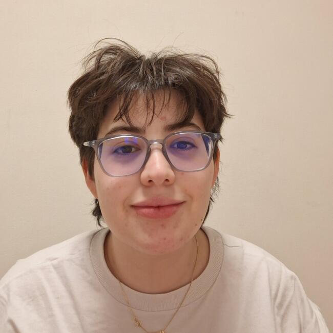 Nanny in Madrid: Yael